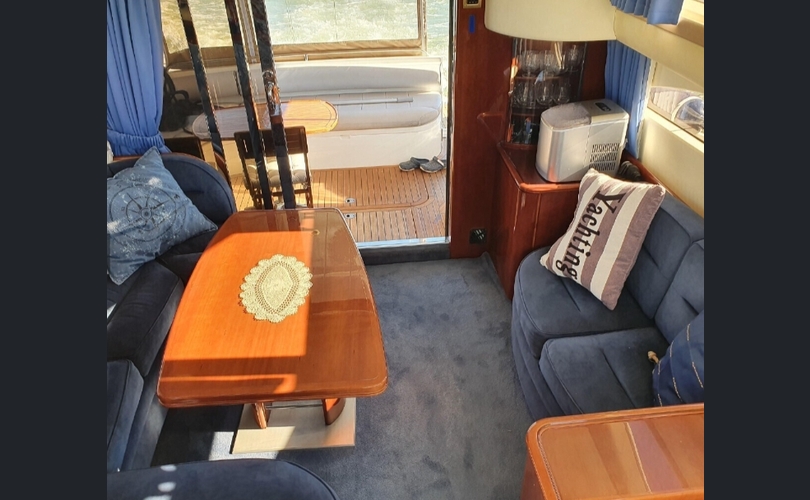 Princess 38 Fly-kuva-10